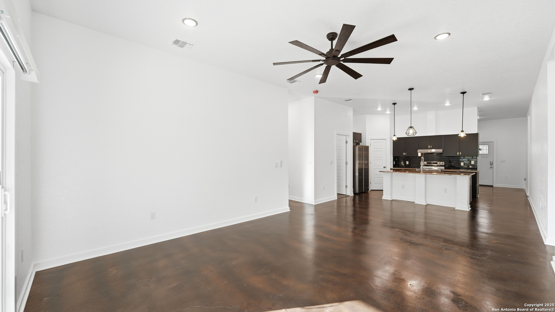 4606 Lee Way Elmendorf TX 78112