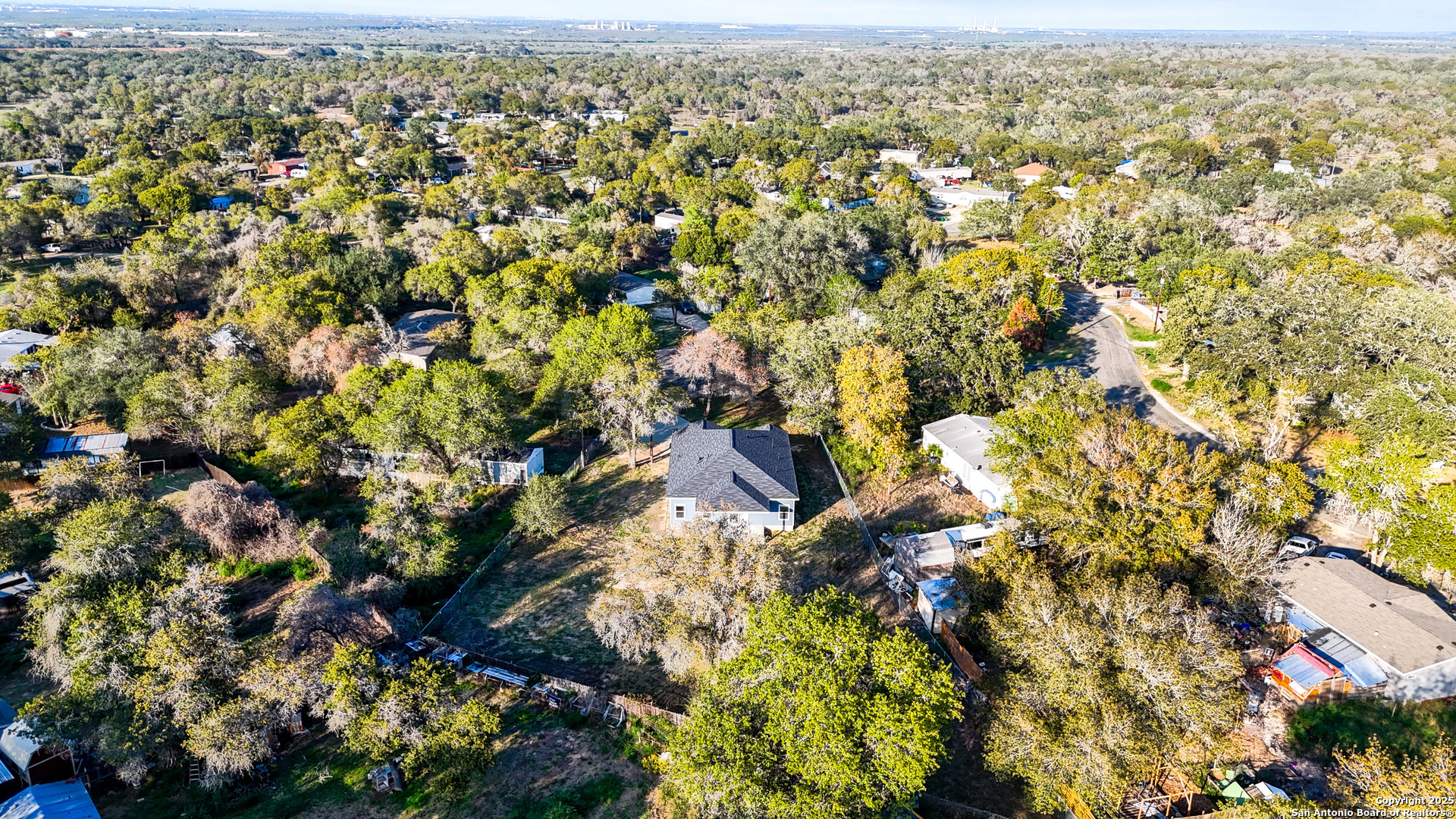 4606 Lee Way Elmendorf TX 78112