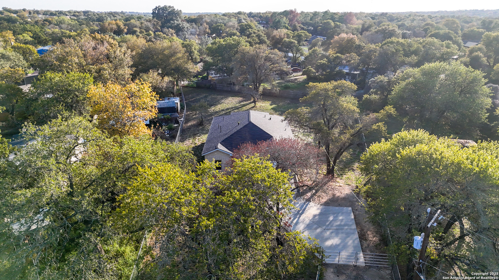 4606 Lee Way Elmendorf TX 78112
