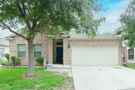 1324 Hitch Road Schertz TX 78154