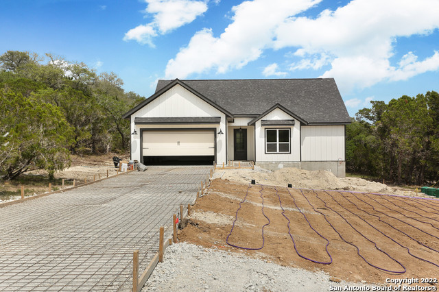 324 Primrose Path Canyon Lake TX 78133