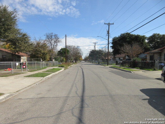 000 Eldridge Avenue San Antonio TX 78237