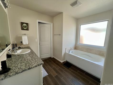6907 Saddle Court Midland TX 79705