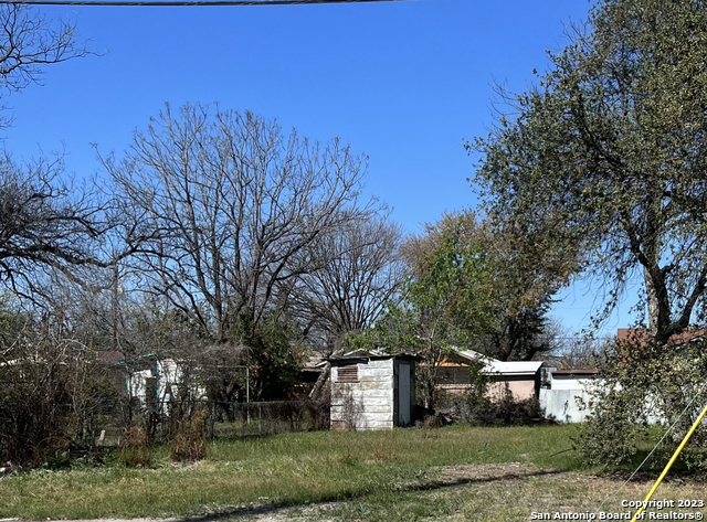 413 E Lubbock San Antonio TX 78204
