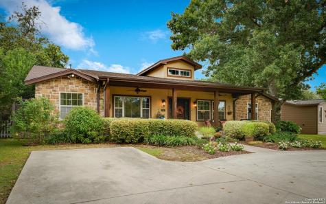 355 Larchmont Drive San Antonio TX 78209