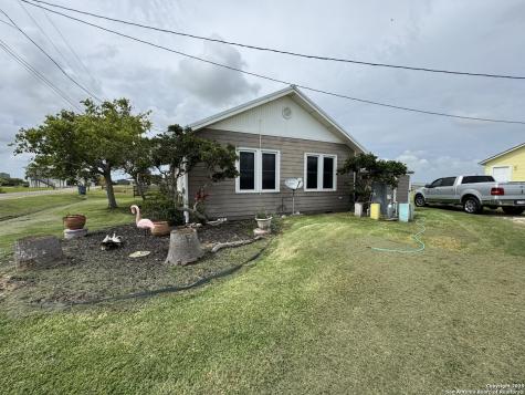 549 Marshall Johnson Avenue S Port Lavaca TX 77979