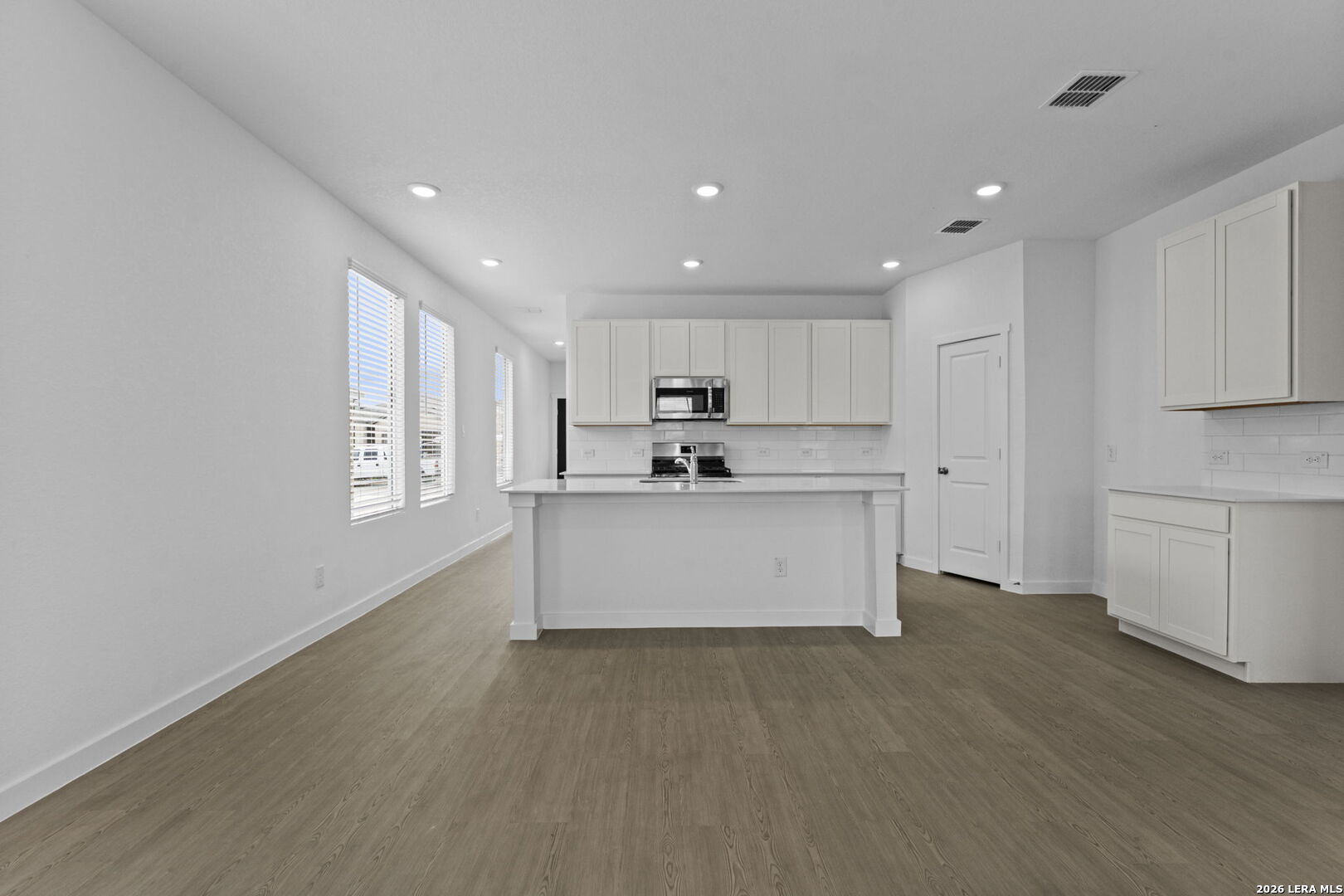 6521 Titan Park Converse TX 78109
