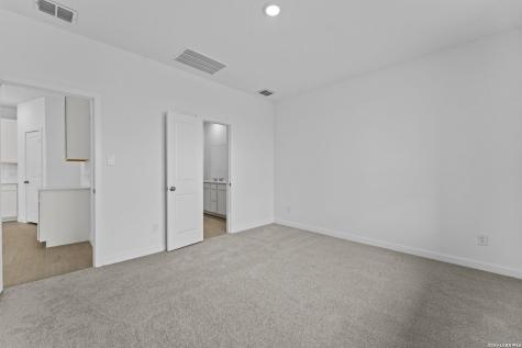6521 Titan Park Converse TX 78109