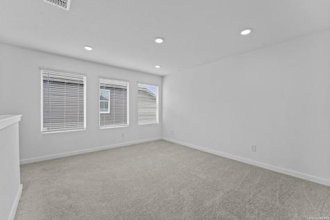 6521 Titan Park Converse TX 78109
