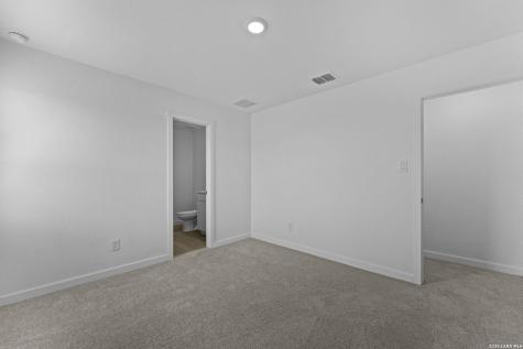 6521 Titan Park Converse TX 78109