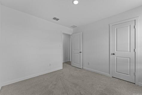 6521 Titan Park Converse TX 78109