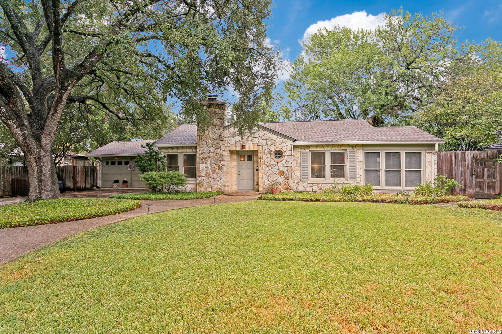 438 Paseo Encinal Street Olmos Park TX 78212