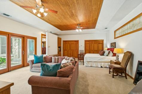 438 Paseo Encinal Street Olmos Park TX 78212