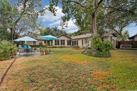 438 Paseo Encinal Street Olmos Park TX 78212