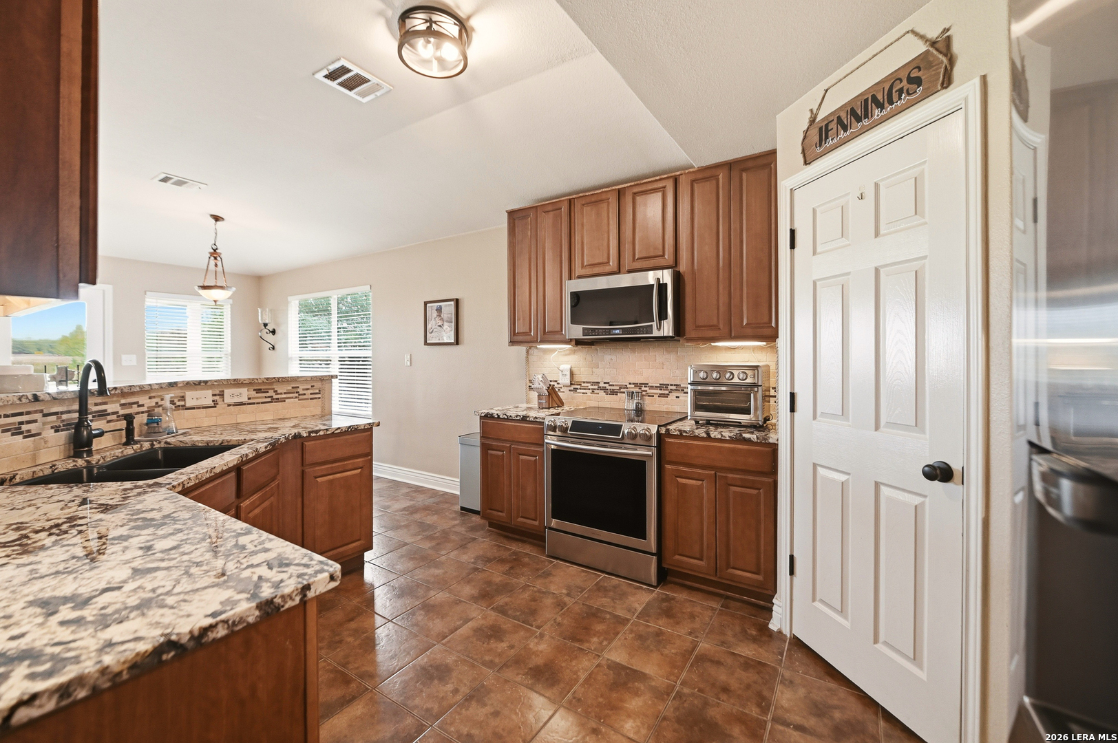 623 Starling Creek New Braunfels TX 78130