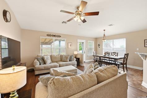 623 Starling Creek New Braunfels TX 78130