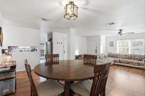 10727 Shaencrossing San Antonio TX 78254