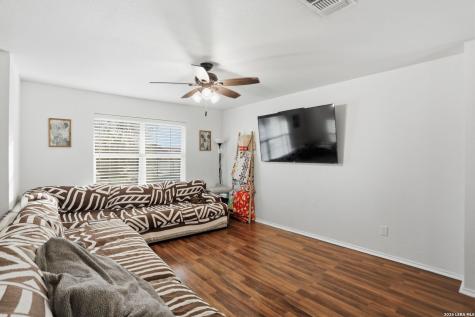 10727 Shaencrossing San Antonio TX 78254
