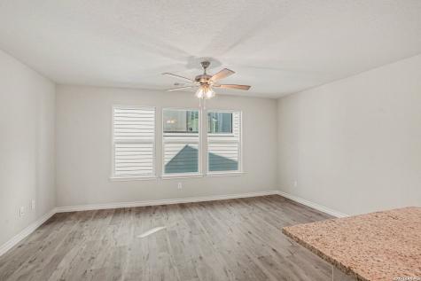 310 W Evergreen Street #121 San Antonio TX 78212