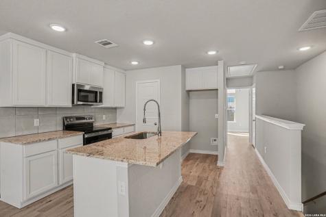 310 W Evergreen Street #121 San Antonio TX 78212