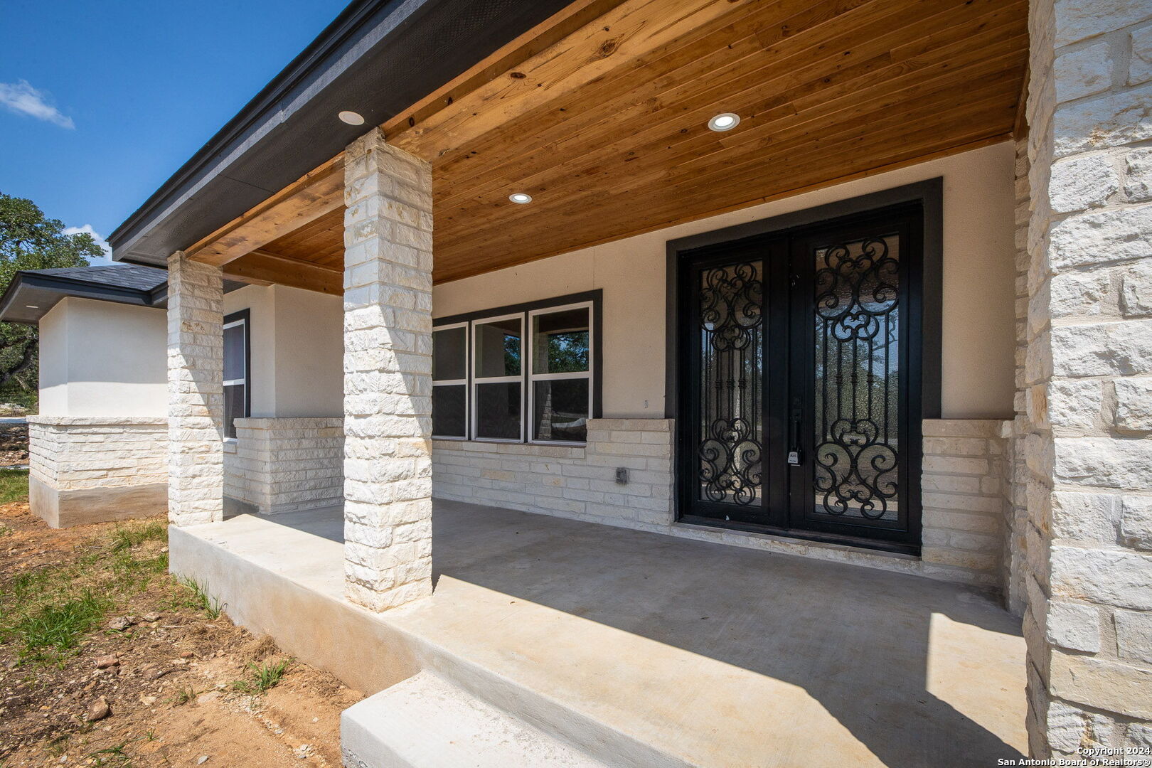 1522 Shady Hollow New Braunfels TX 78132