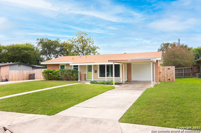 342 Cresham Drive San Antonio TX 78218