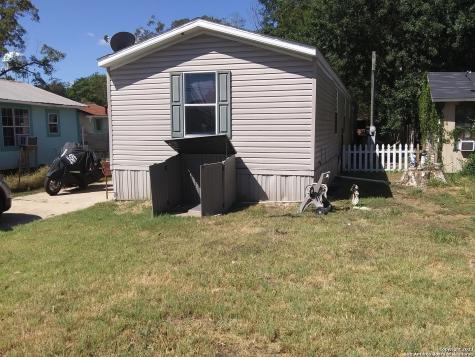 311 N Reed Street Pleasanton TX 78064