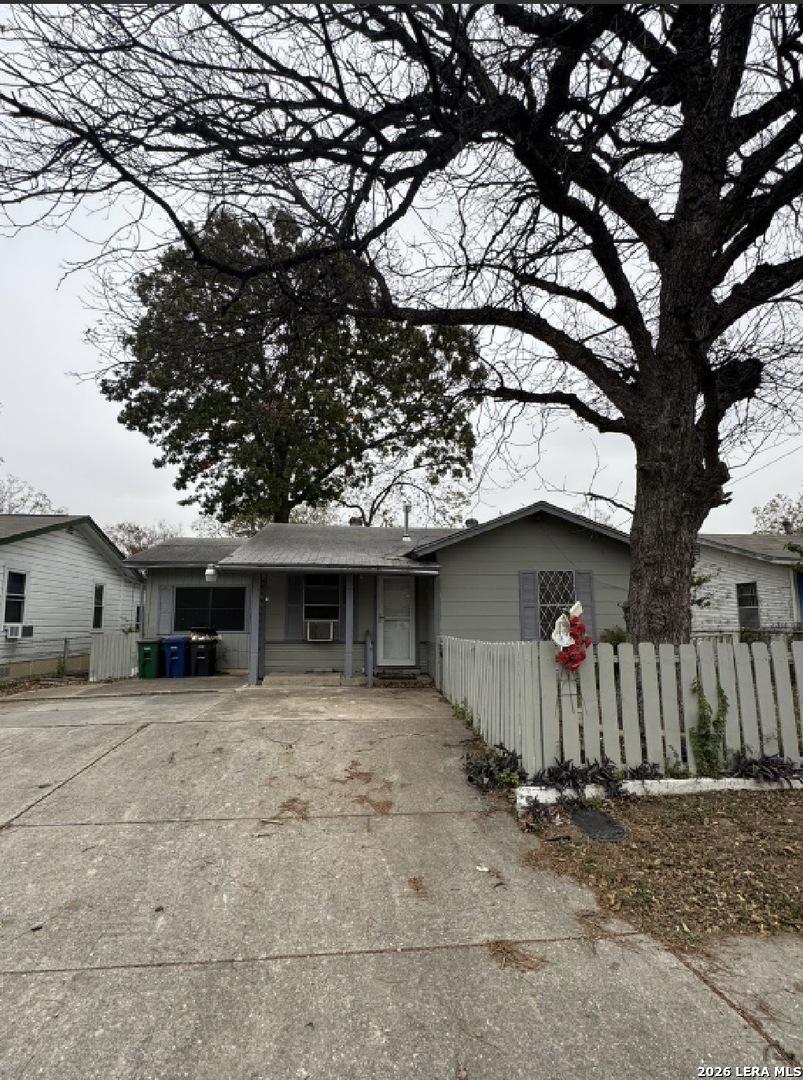 2002 Amerada Street San Antonio TX 78237