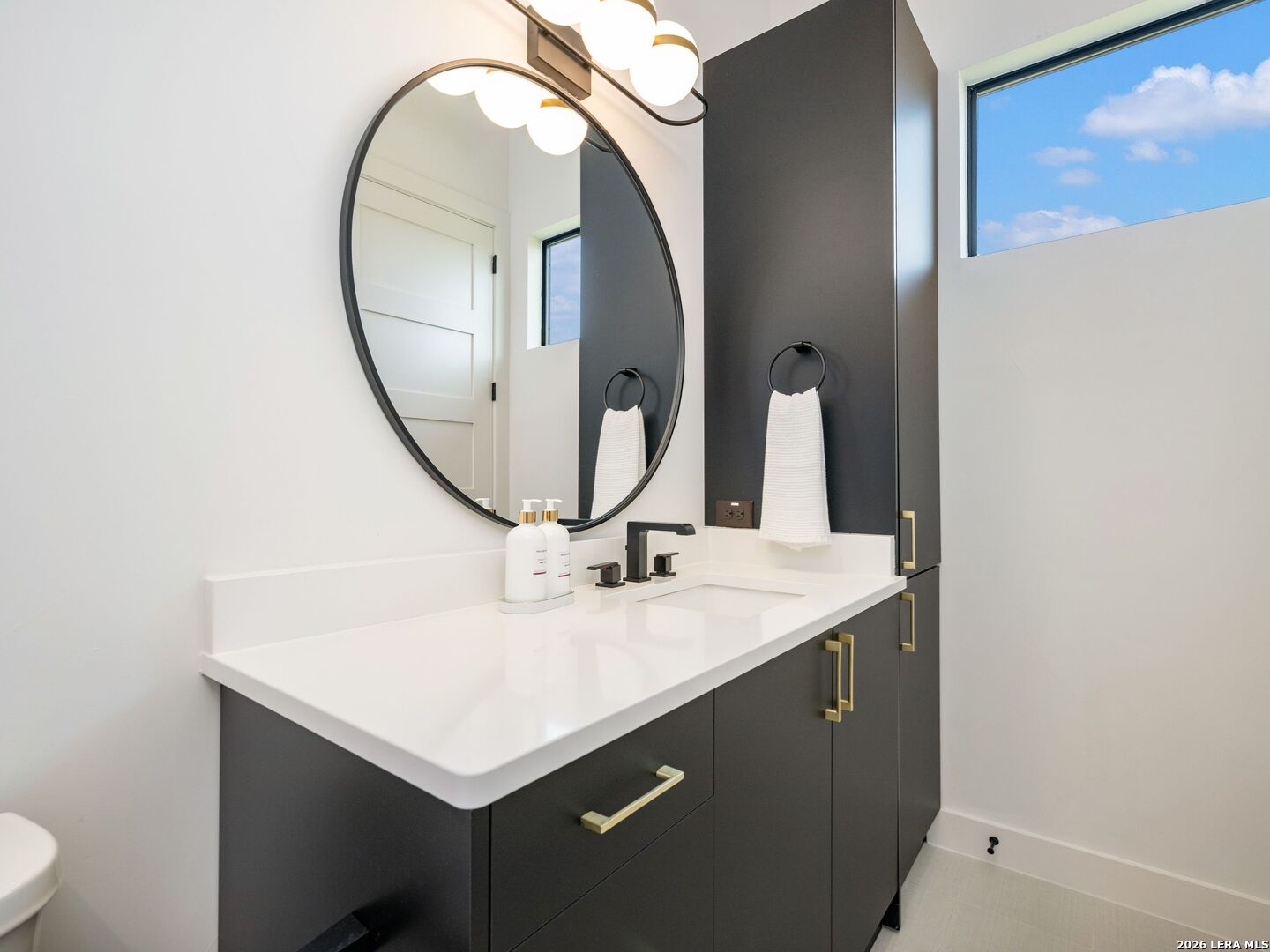 3316 Rustlers Trail San Antonio TX 78245