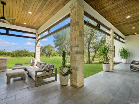 3316 Rustlers Trail San Antonio TX 78245