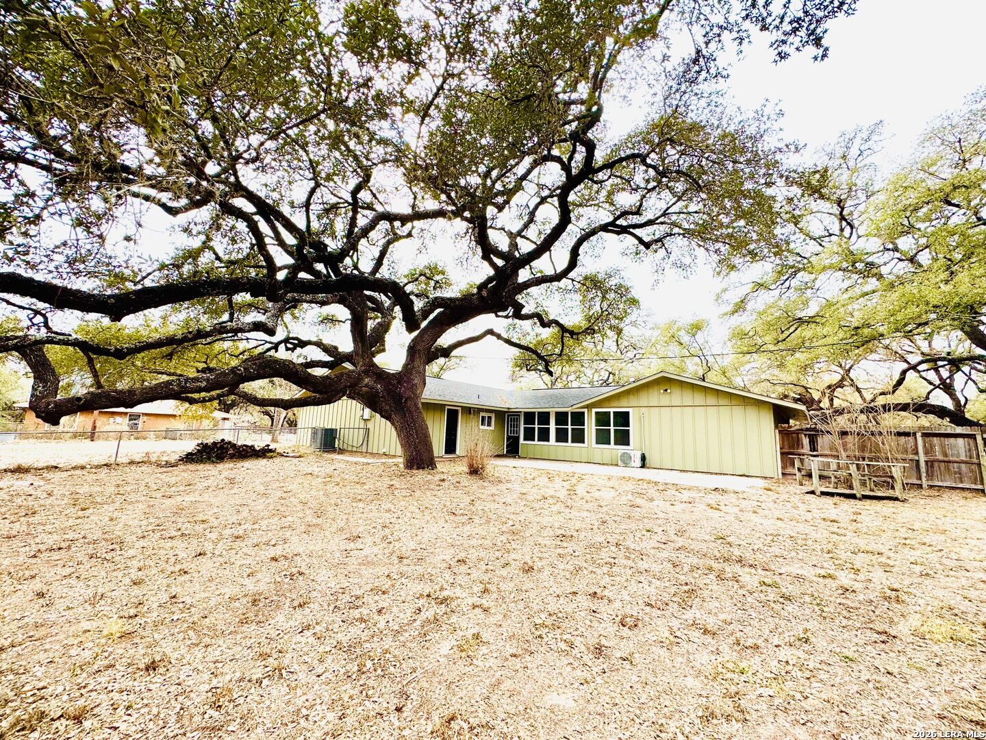 25 Sunrise Drive Pleasanton TX 78064