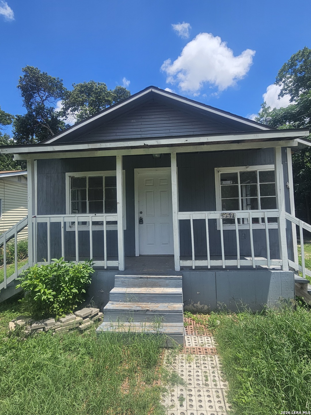 957 Crystal San Antonio TX 78211