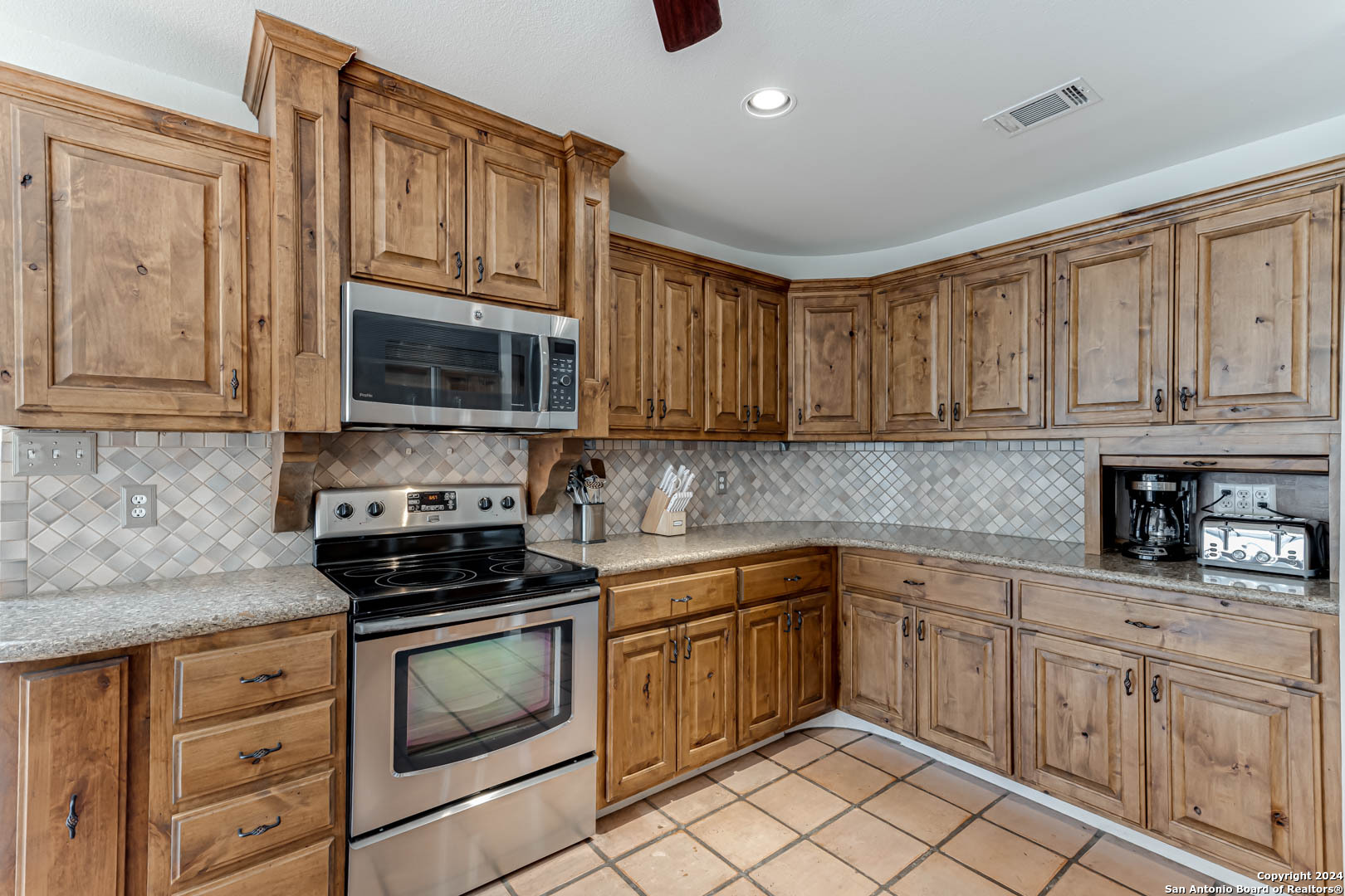 1078 Hillside View New Braunfels TX 78132