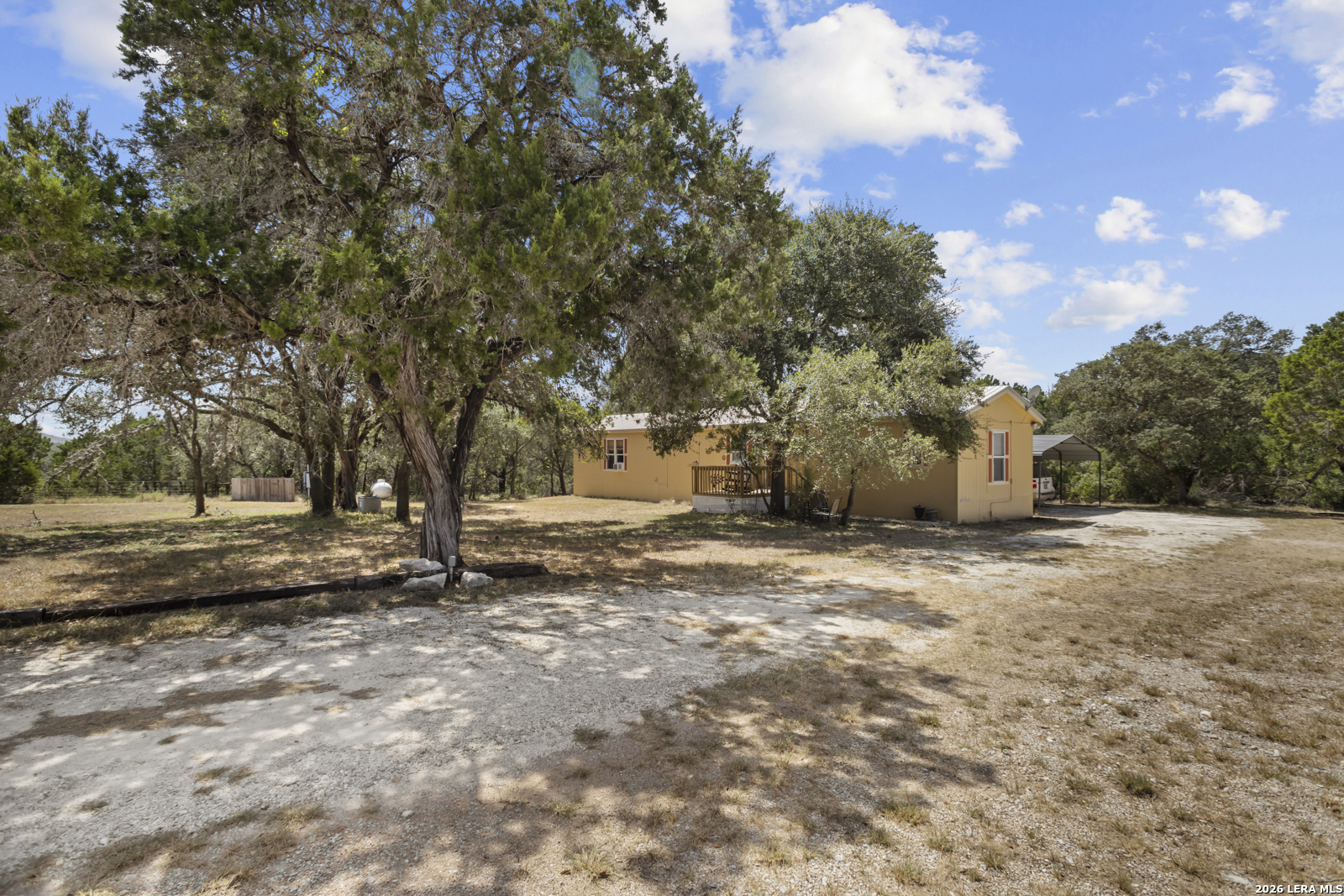 482 Center Lakehills TX 78063