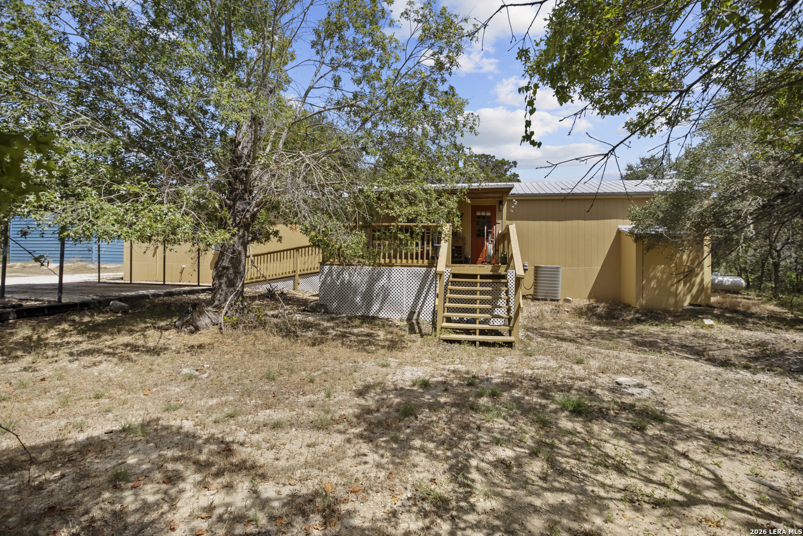 482 Center Lakehills TX 78063