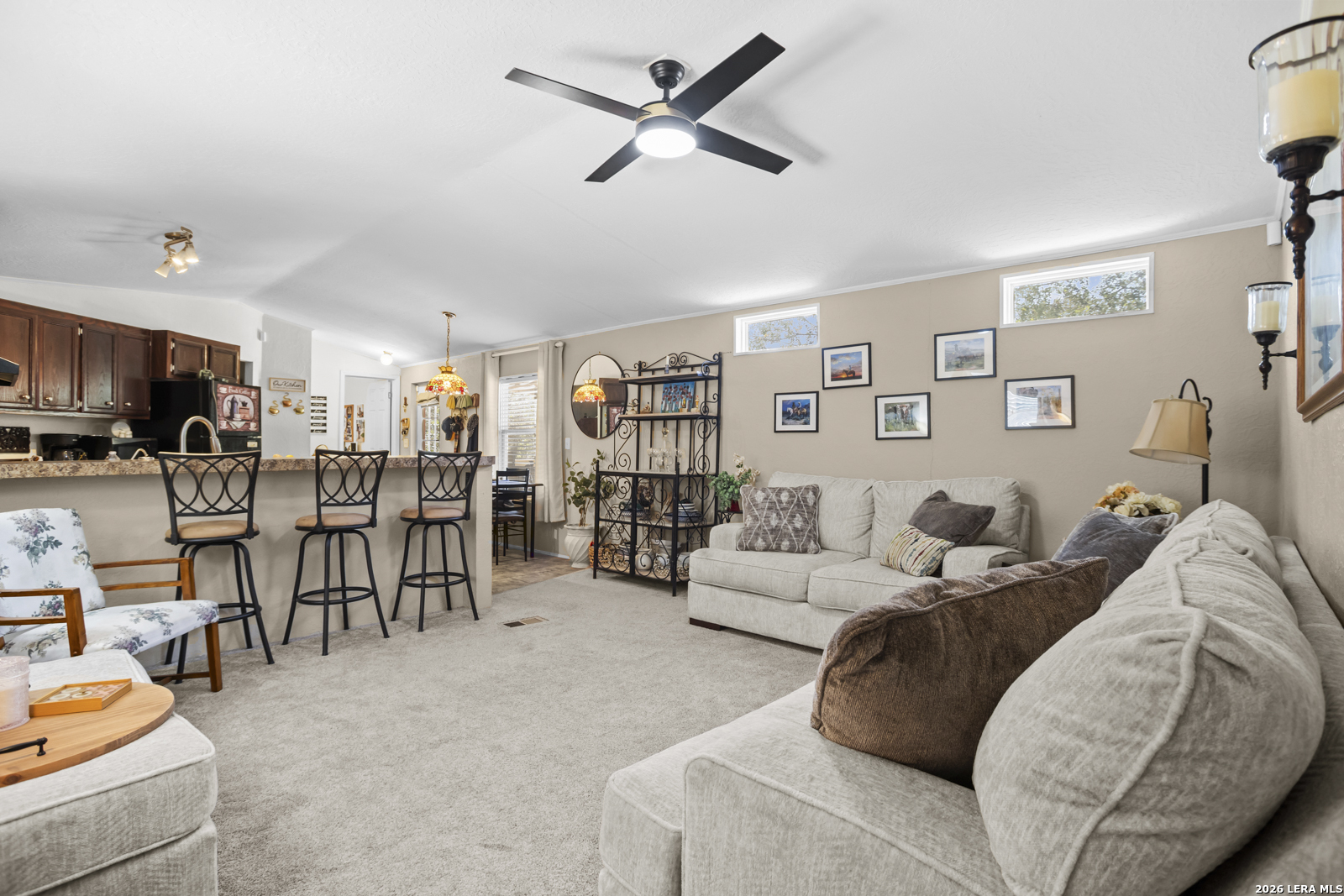 482 Center Lakehills TX 78063