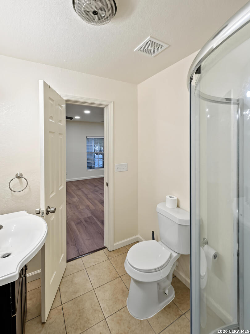 1306 1 /2 16th Street Hondo TX 78861