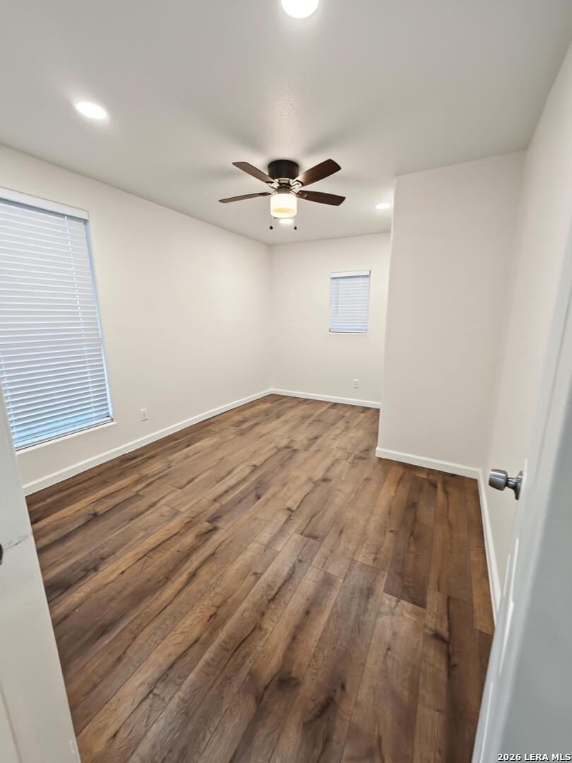 1306 1 /2 16th Street Hondo TX 78861