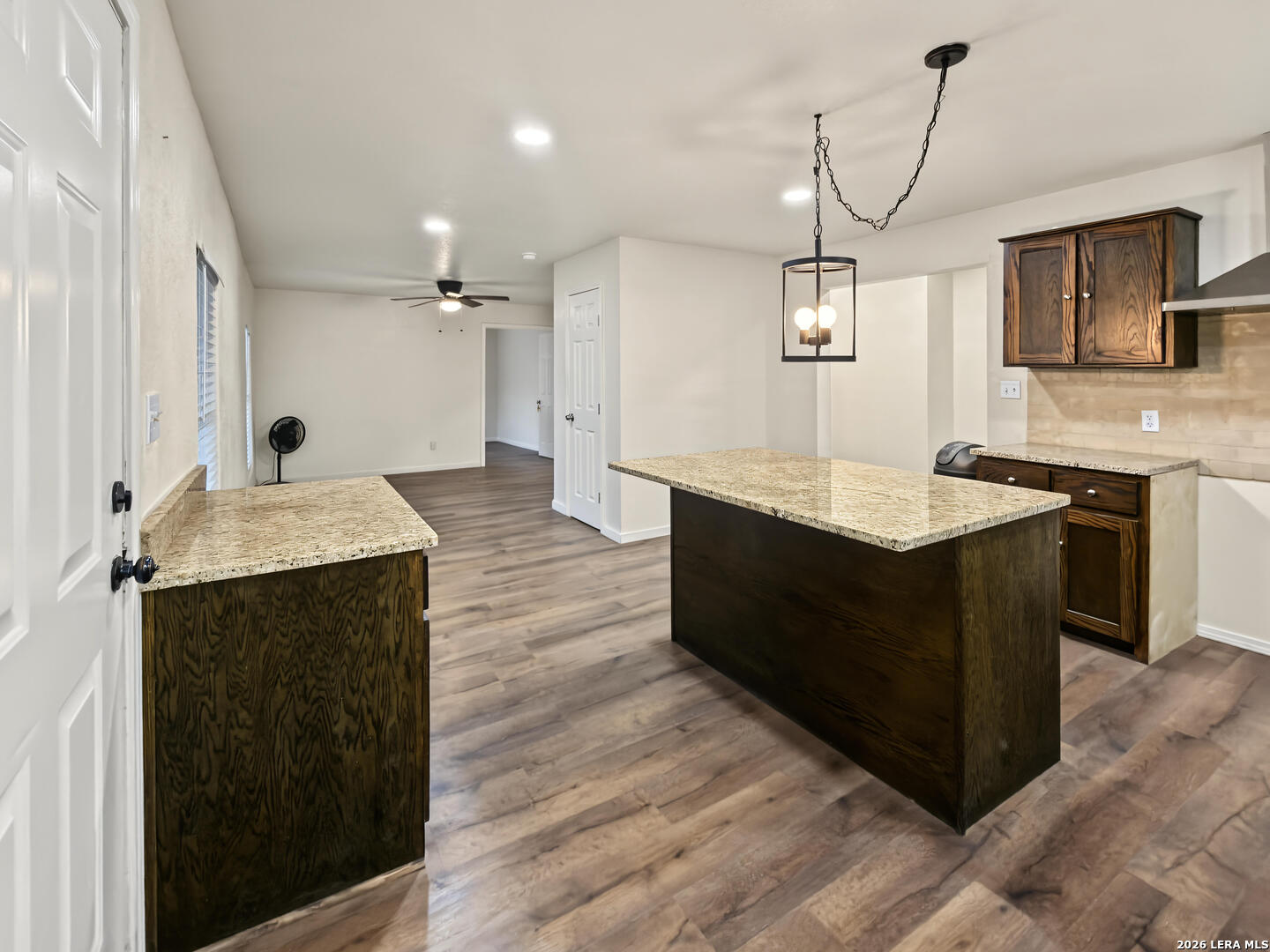 1306 1 /2 16th Street Hondo TX 78861