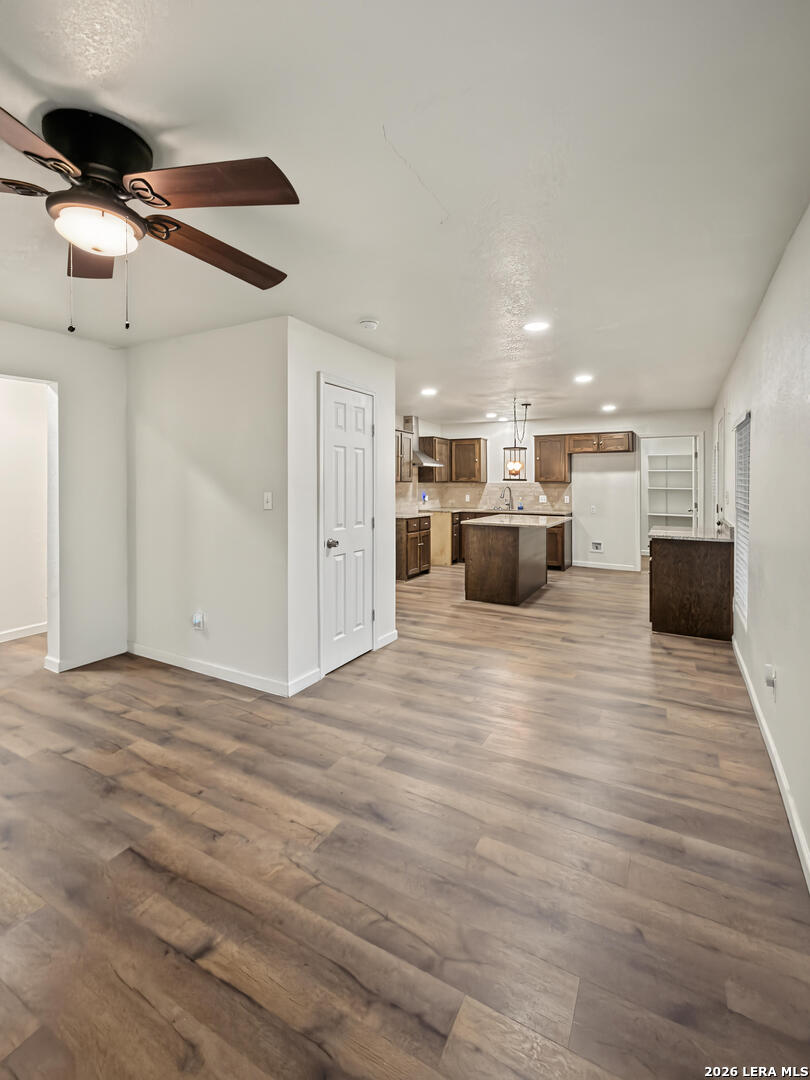 1306 1 /2 16th Street Hondo TX 78861