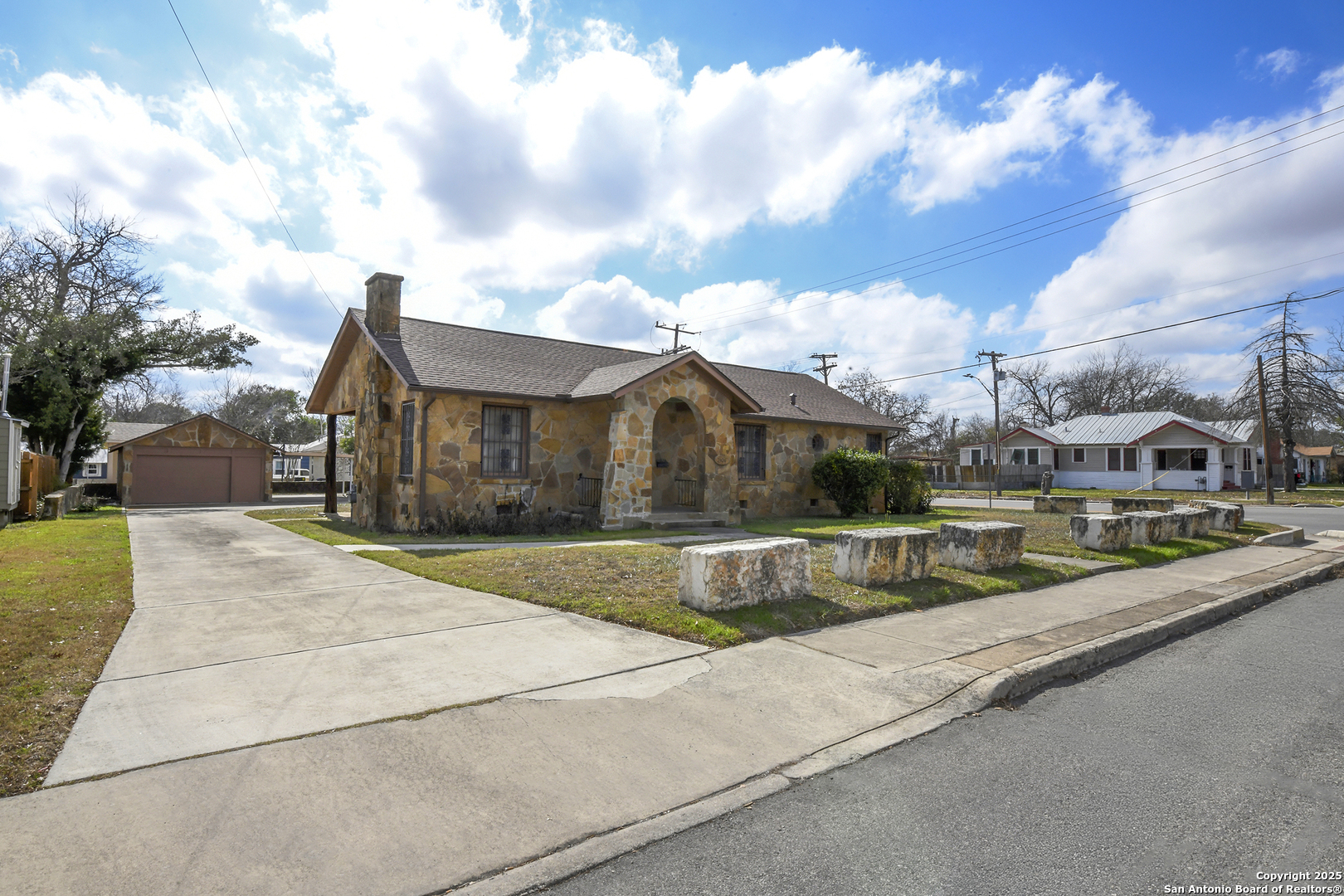 2106 Steves Avenue San Antonio TX 78210