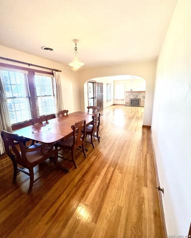 2106 Steves Avenue San Antonio TX 78210