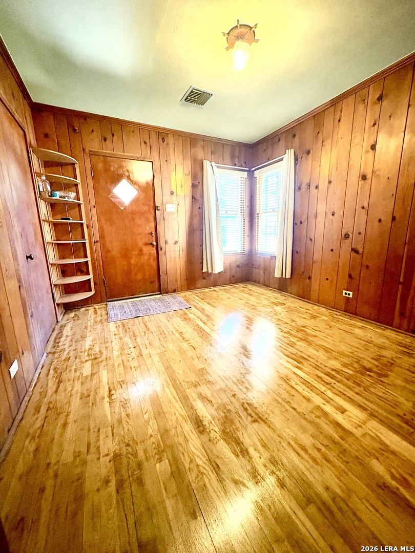 2106 Steves Avenue San Antonio TX 78210