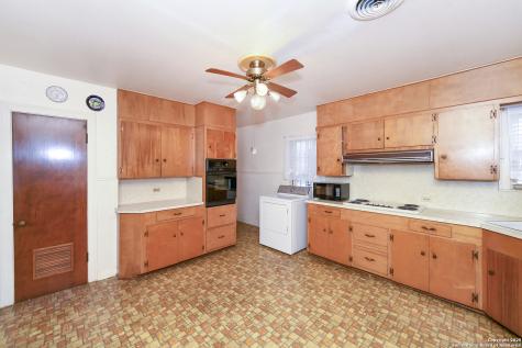 2106 Steves Avenue San Antonio TX 78210