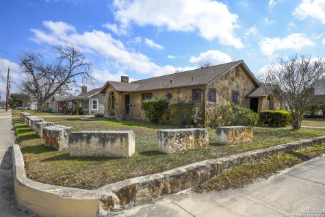 2106 Steves Avenue San Antonio TX 78210