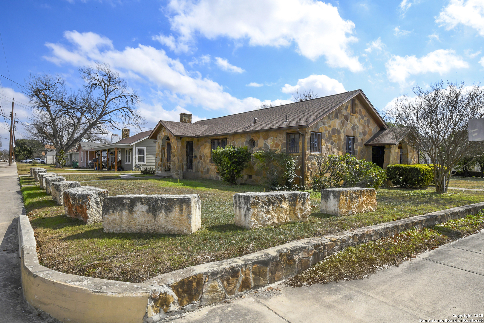 2106 Steves Avenue San Antonio TX 78210