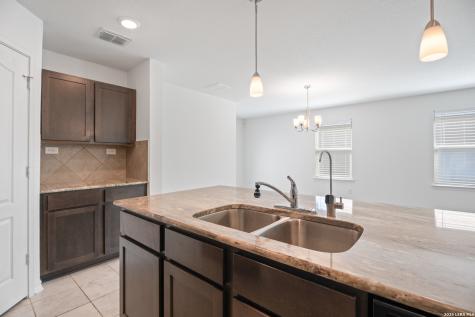 6814 Beltran Pass San Antonio TX 78252