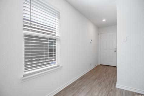 6814 Beltran Pass San Antonio TX 78252