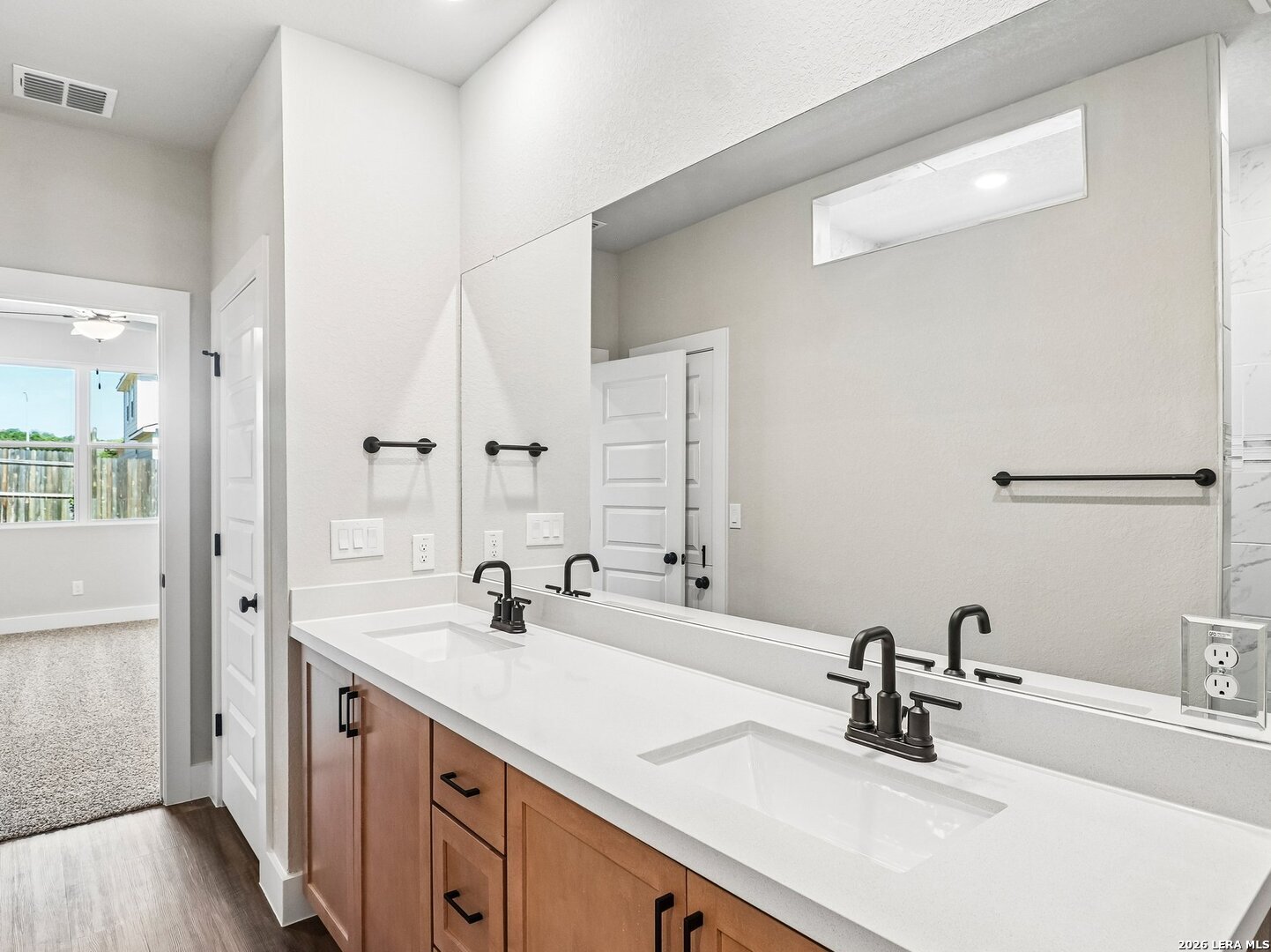 7069 Hayes Horizon Live Oak TX 78233