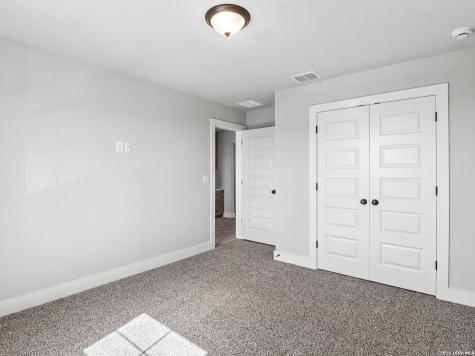 7069 Hayes Horizon Live Oak TX 78233